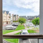 Apartment Blue Bay-5 By Interhome *