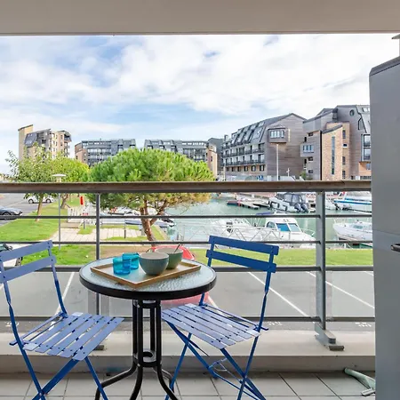 Apartamento Blue Bay-5 By Interhome