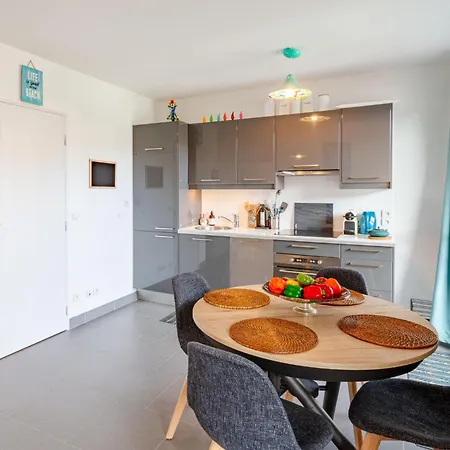 Blue Bay-5 By Interhome Lägenhet *