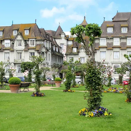 Blue Bay-5 By Interhome * Deauville