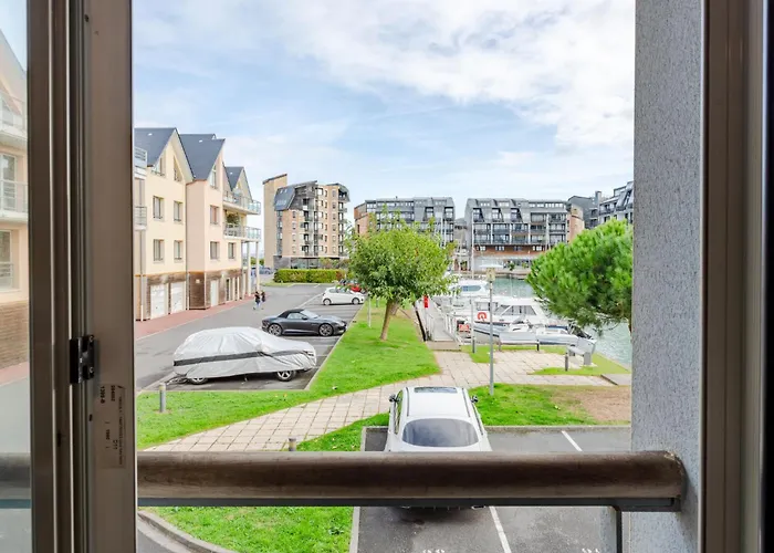 Apartment Blue Bay-5 By Interhome *